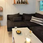 Sleek With Space For Play Vakantiehuis