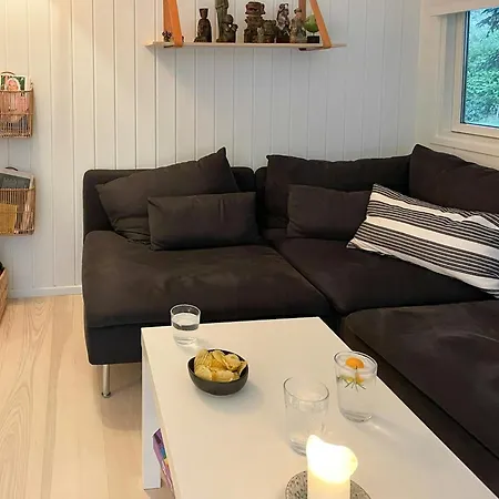 Sleek With Space For Play Дом отдыха